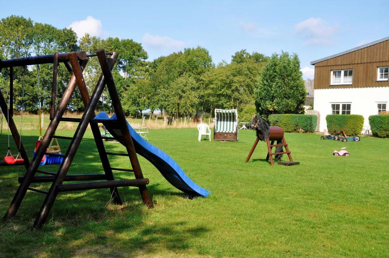 Ferienhaus Sommerbrise, Hof Zur Sonnenseite Fehmarn, 4 Sterne المظهر الخارجي الصورة