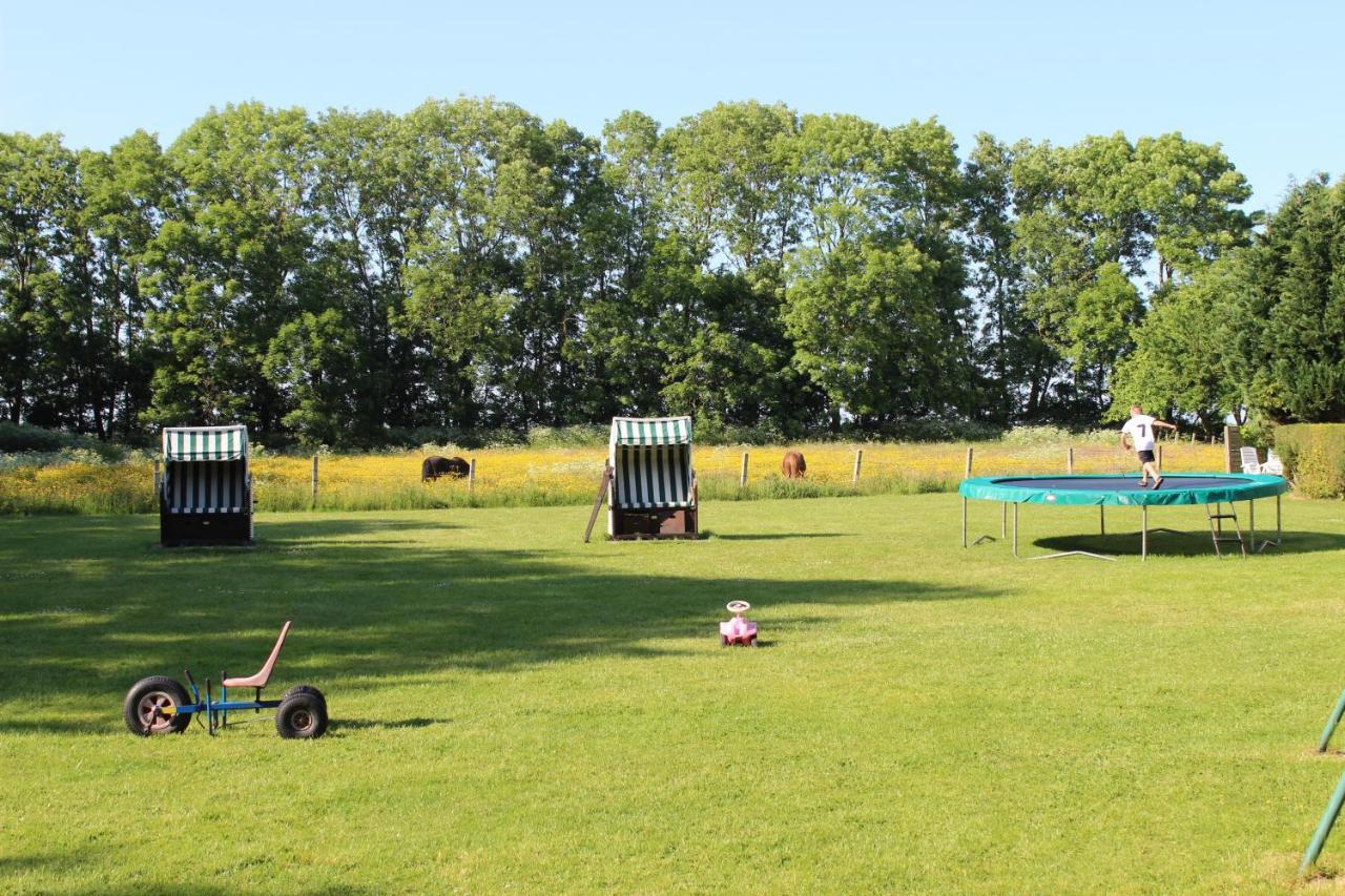 Ferienhaus Sommerbrise, Hof Zur Sonnenseite Fehmarn, 4 Sterne المظهر الخارجي الصورة